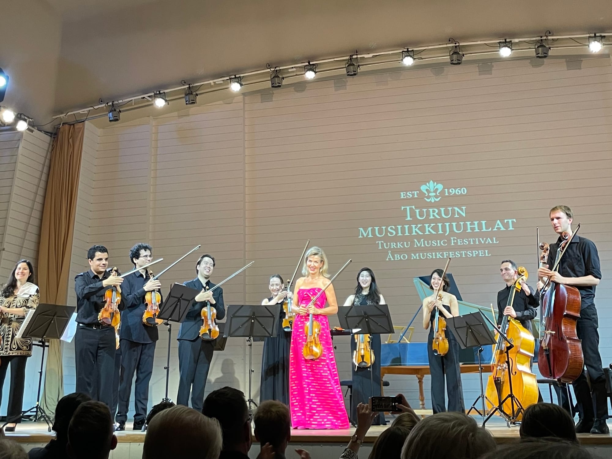 The Complete Elegance of the Violinist Anne-Sophie Mutter🎻